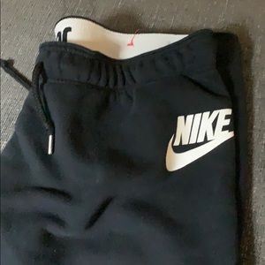 Nike jogger sweatpants